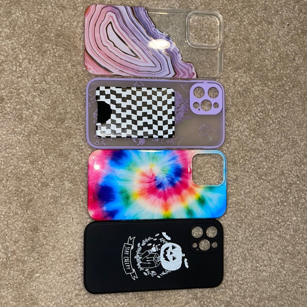 4 Iphone 12 Pro Max cases